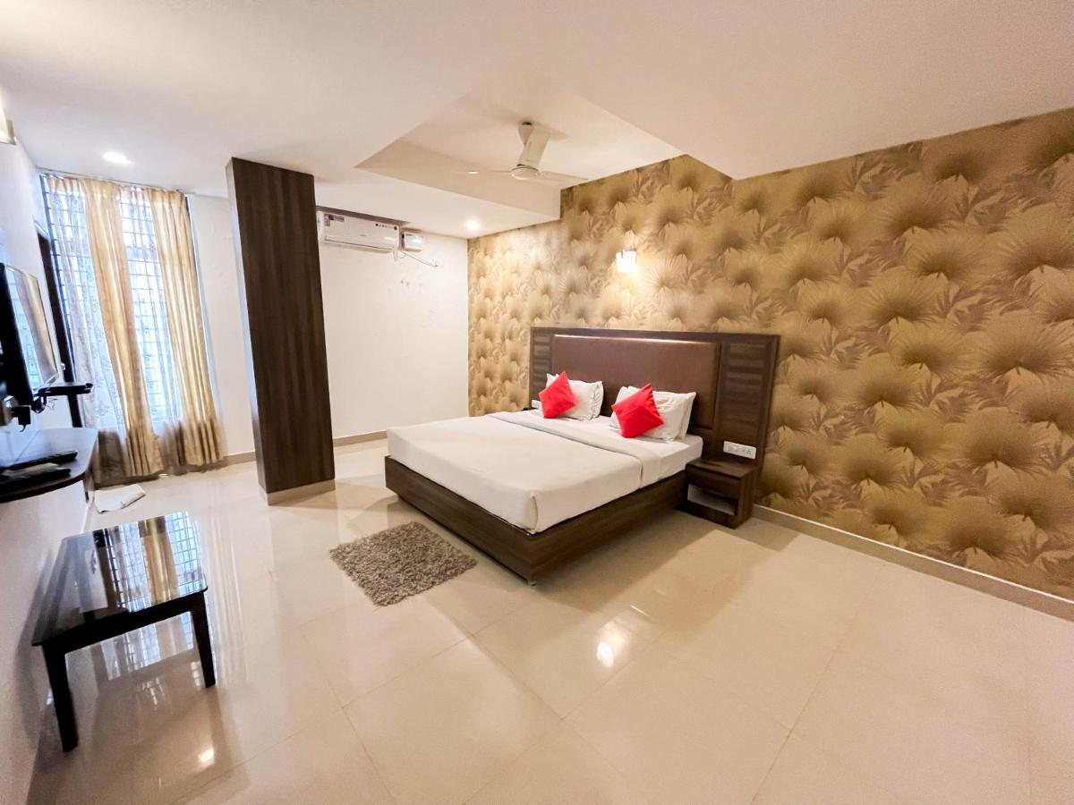 Hotel Victory Grand Attibele Extérieur photo