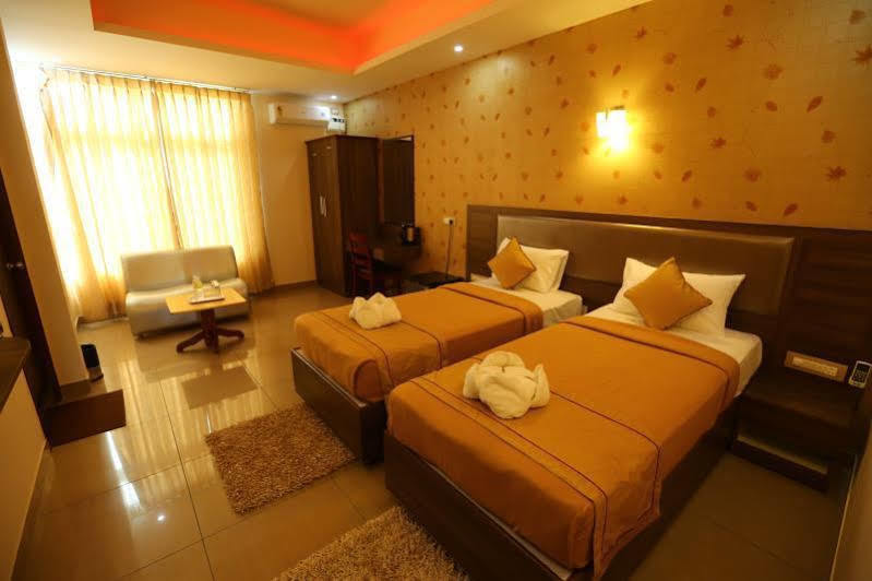 Hotel Victory Grand Attibele Extérieur photo
